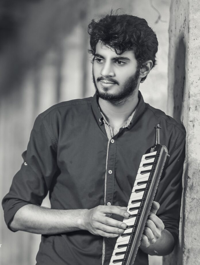 Ashir-Pakistani-Singer-Composer-Biography-1