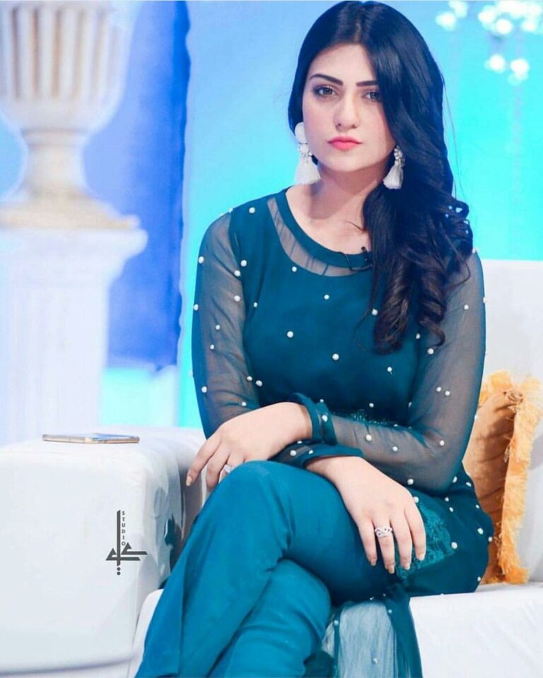 Sarah Khan Biography