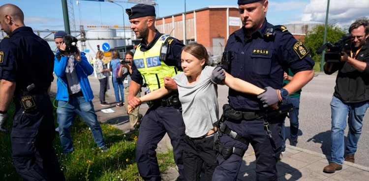 Climate activist Greta Thunberg detained at Dutch protest